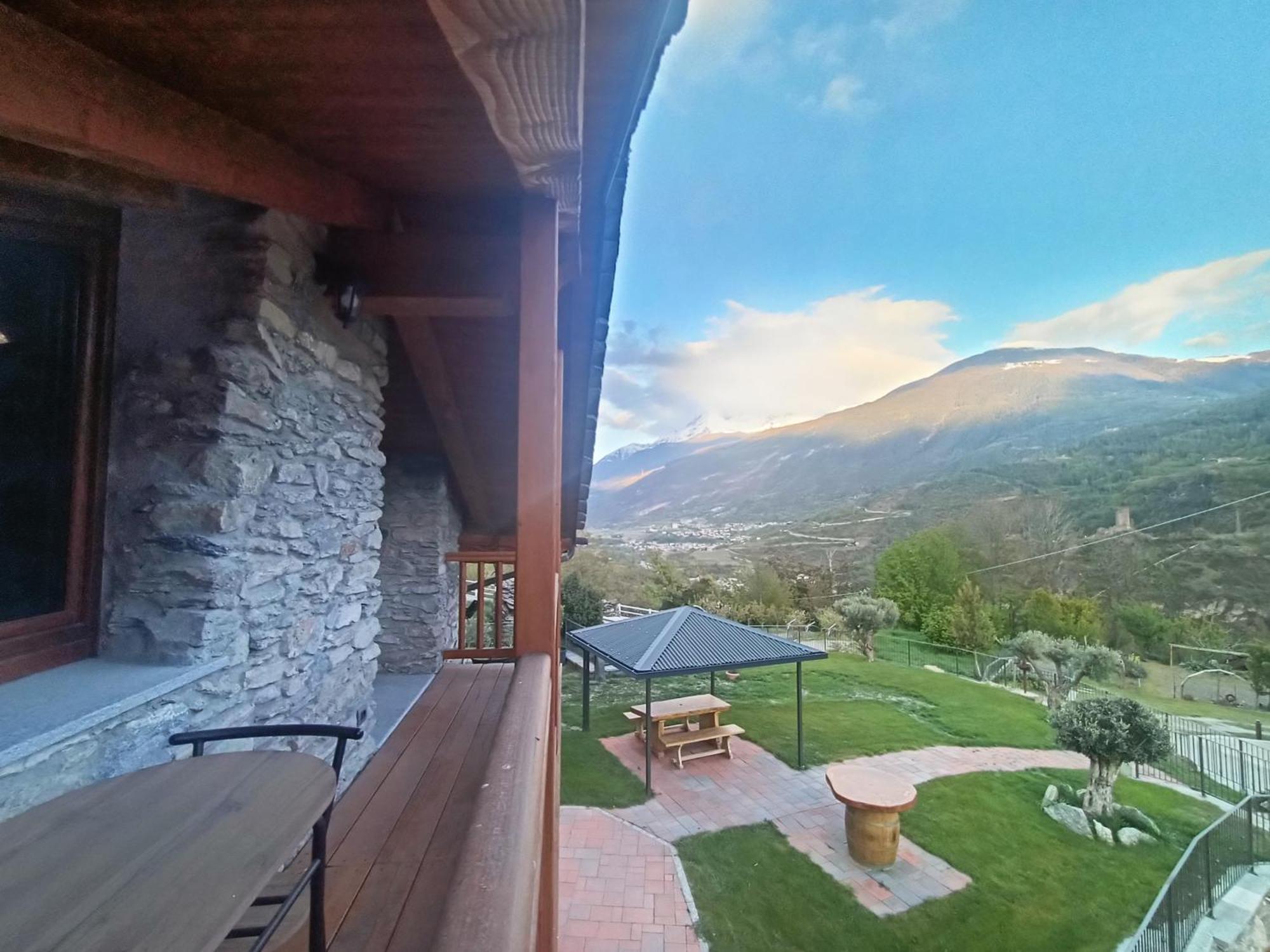 Villa Casa tipica con giardino Villeneuve Esterno foto