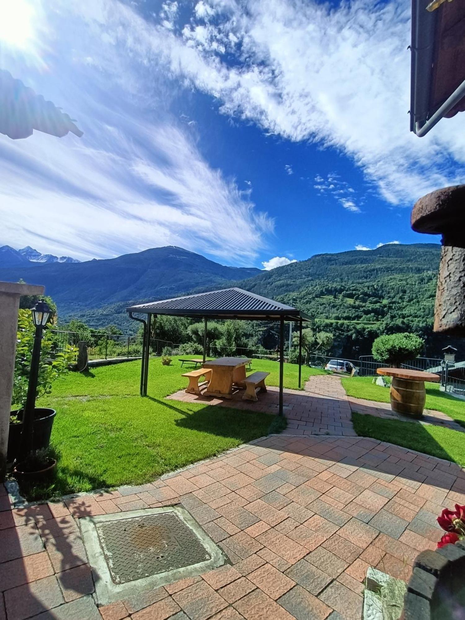 Villa Casa tipica con giardino Villeneuve Esterno foto